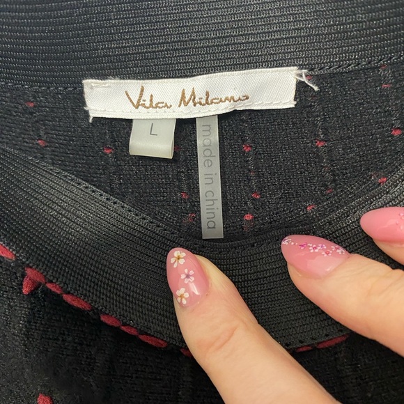 Black with Red Detail A Line Sweater Skirt Size L - Picture 2 of 4